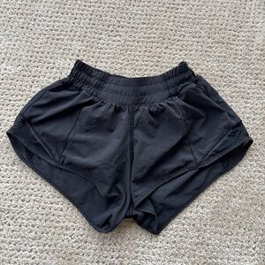 LULULEMON Black Hotty Hot Shorts Size 2